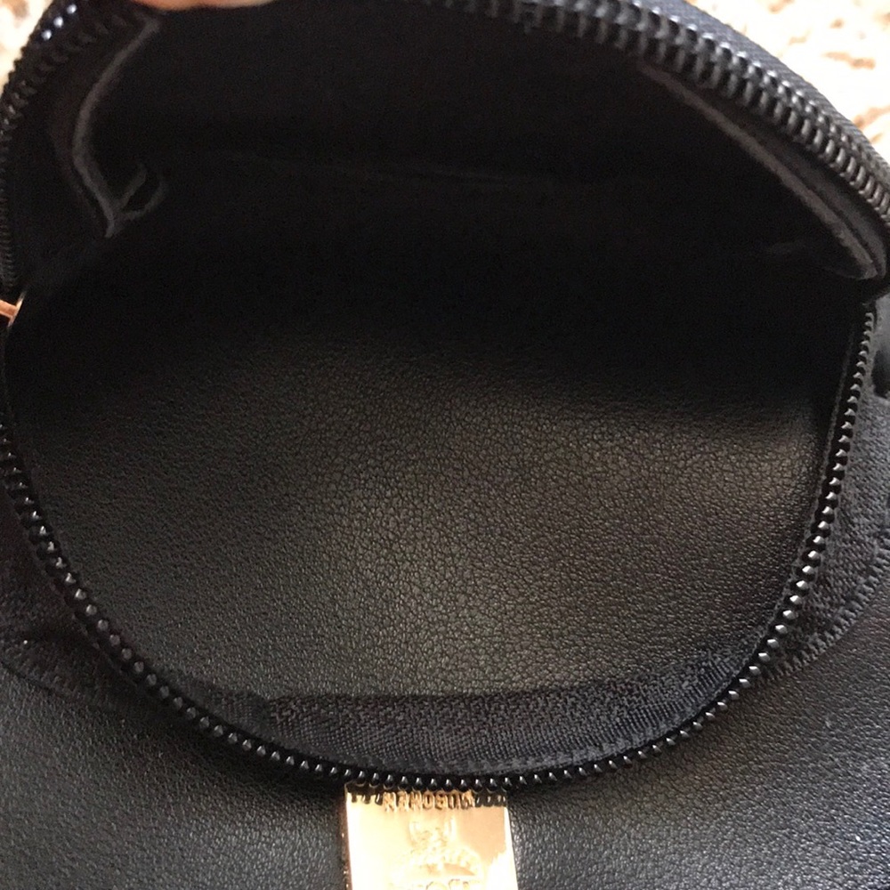 🖤Black Mini-Backpack🖤 - Picture 4 of 5